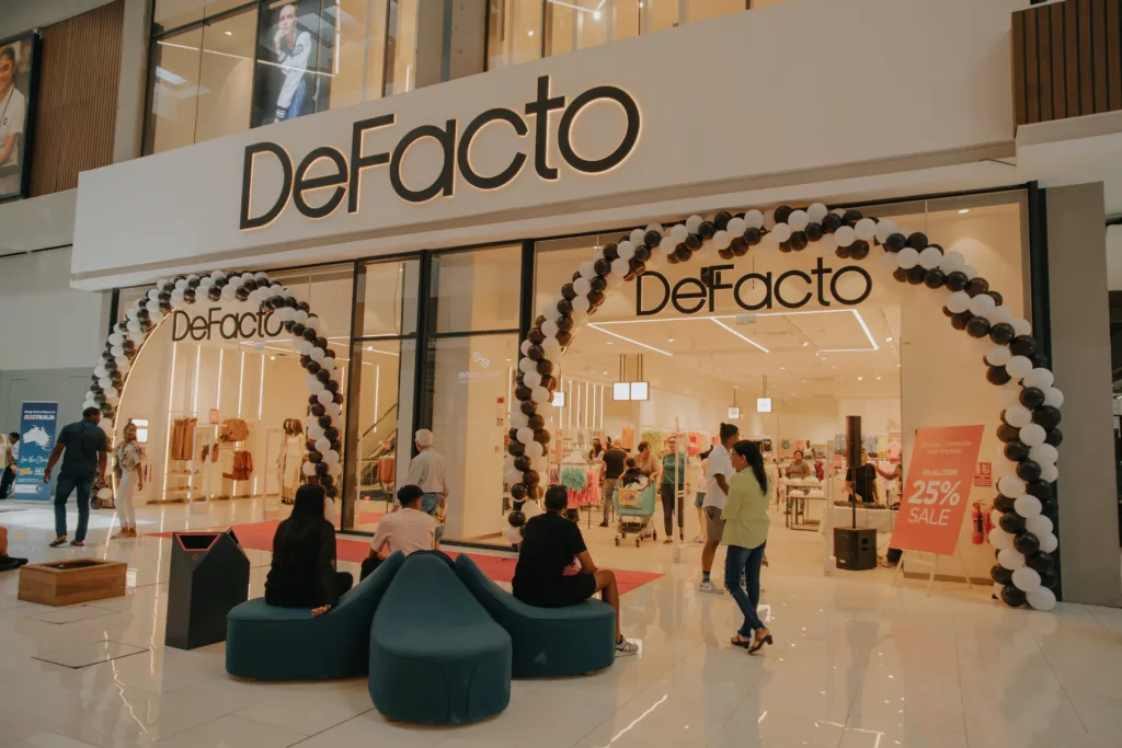DeFacto: Unveiling Turkish Fashion at Tribeca Mall